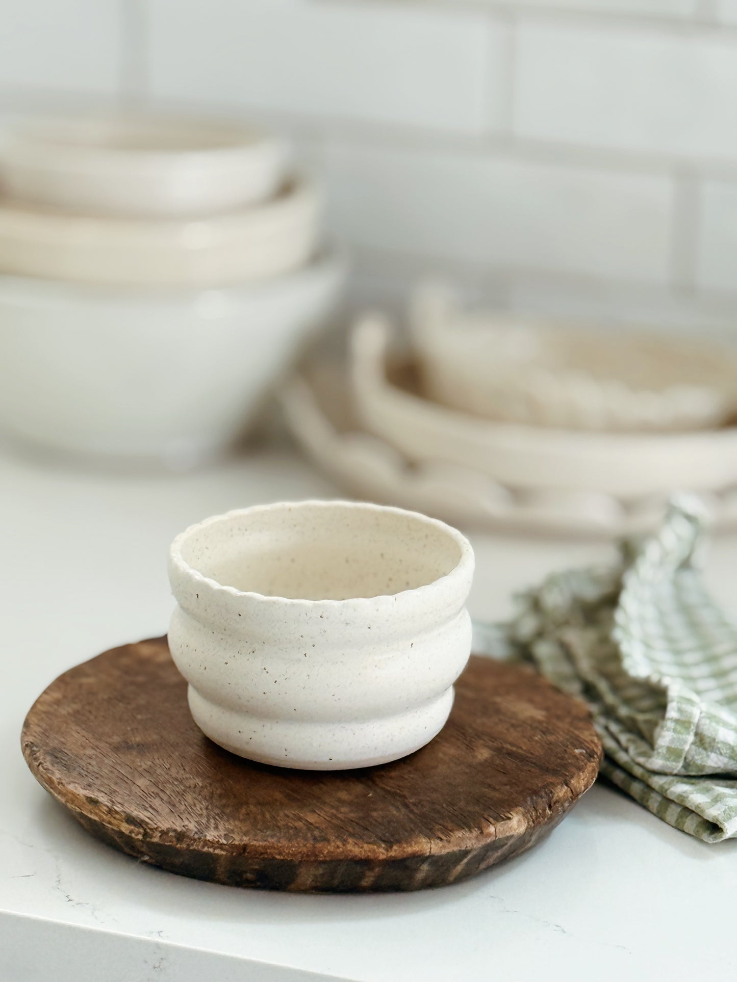 No. 06 | Scalloped Bubble Planter