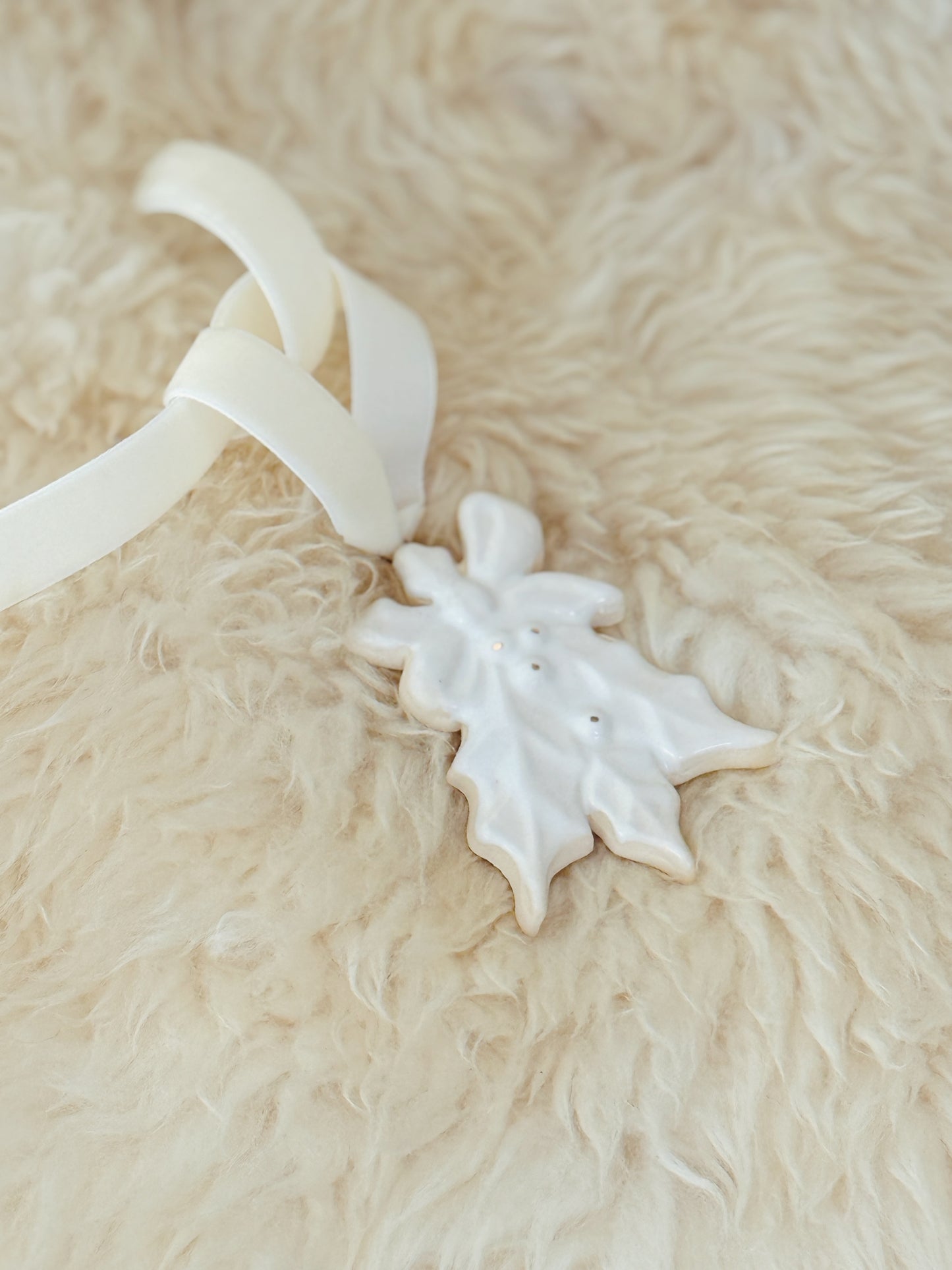 Ornament | Mistletoe 22k Gold